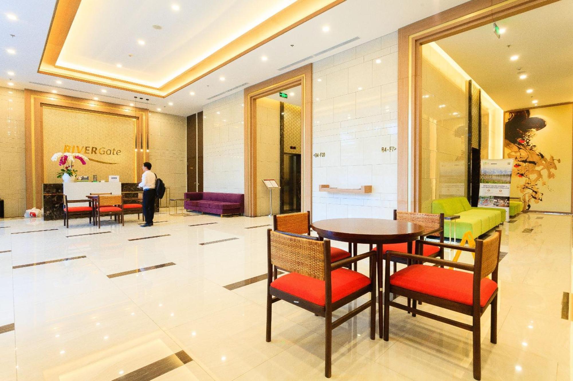 Henry Home - Rivergate Thành Pho Ho Chí Minh Esterno foto