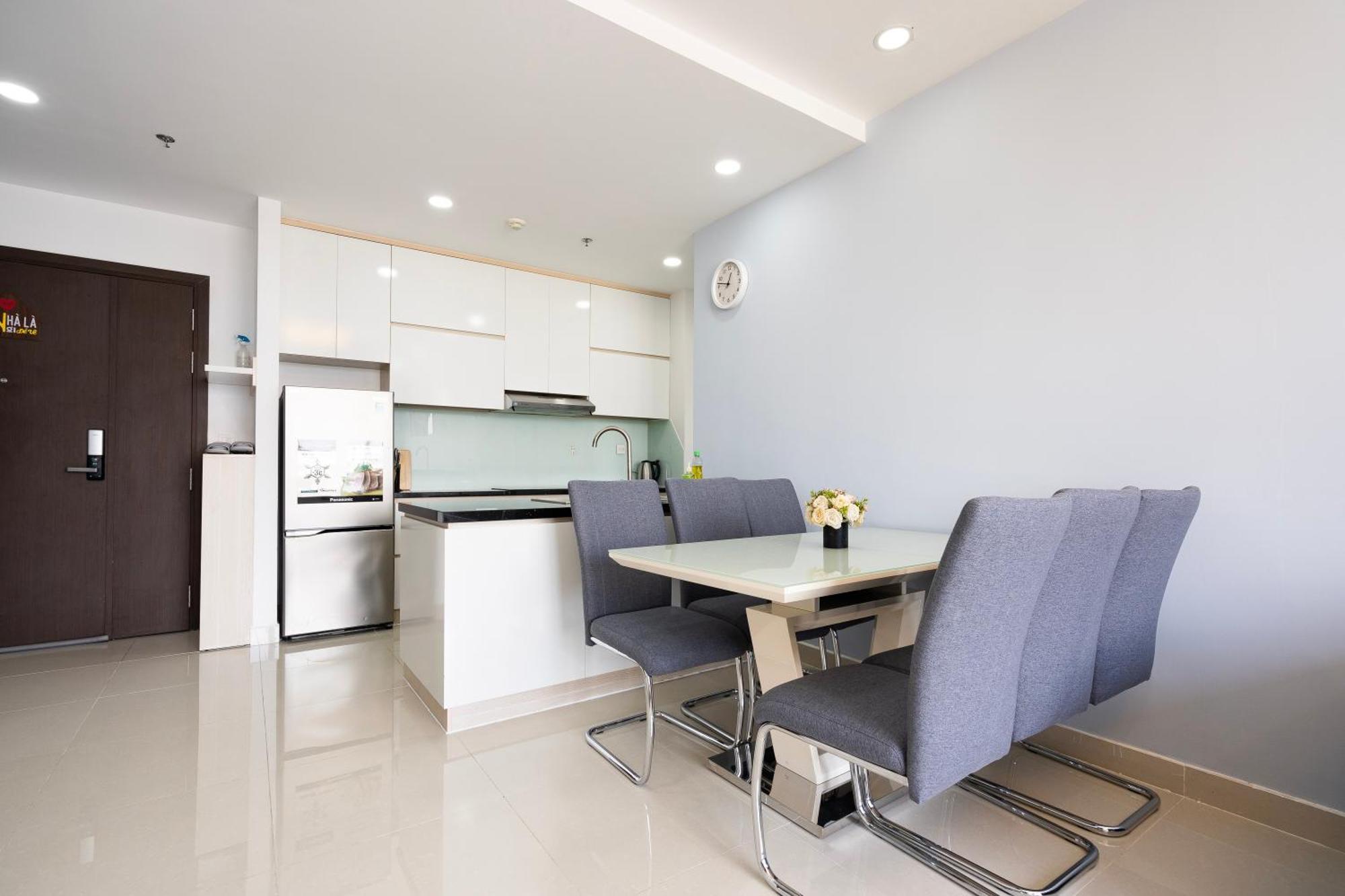 Henry Home - Rivergate Thành Pho Ho Chí Minh Esterno foto