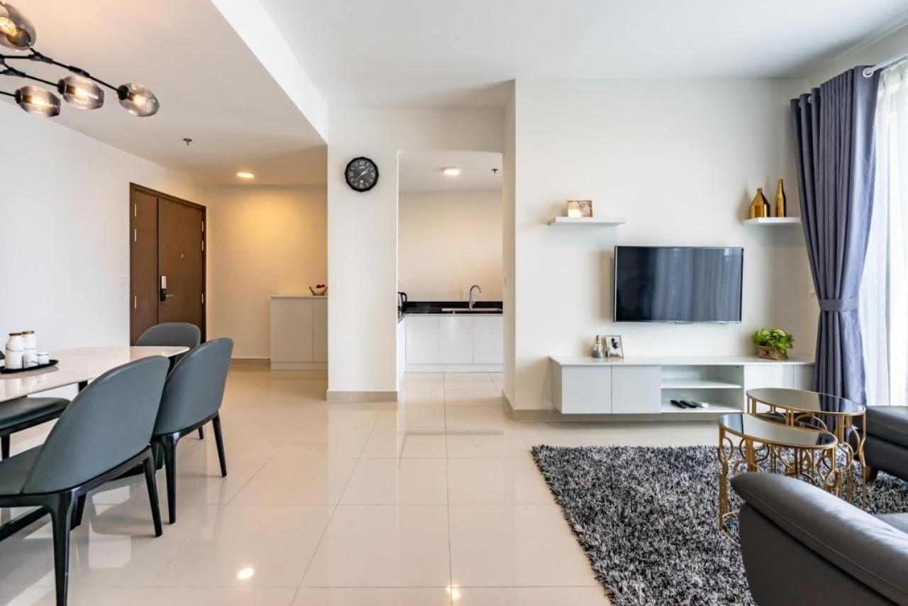 Henry Home - Rivergate Thành Pho Ho Chí Minh Esterno foto